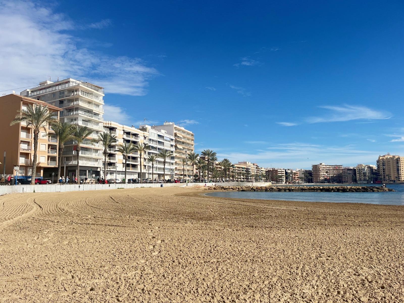 3 Bed, 2 Bath, ApartmentFor Sale, Torrevieja, Alicante