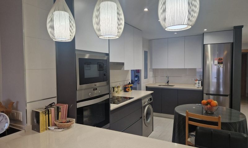 3 Bed, 1 Bath, ApartmentFor Sale, Torrevieja, Alicante