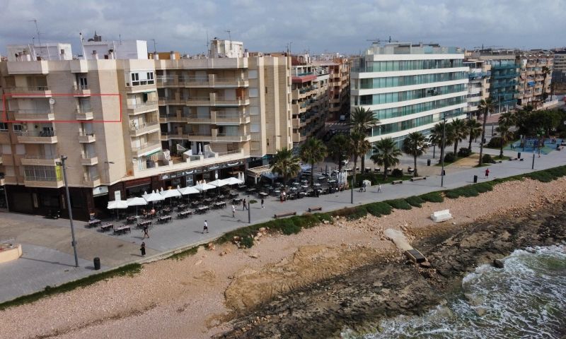 3 Bed, 1 Bath, ApartmentFor Sale, Torrevieja, Alicante