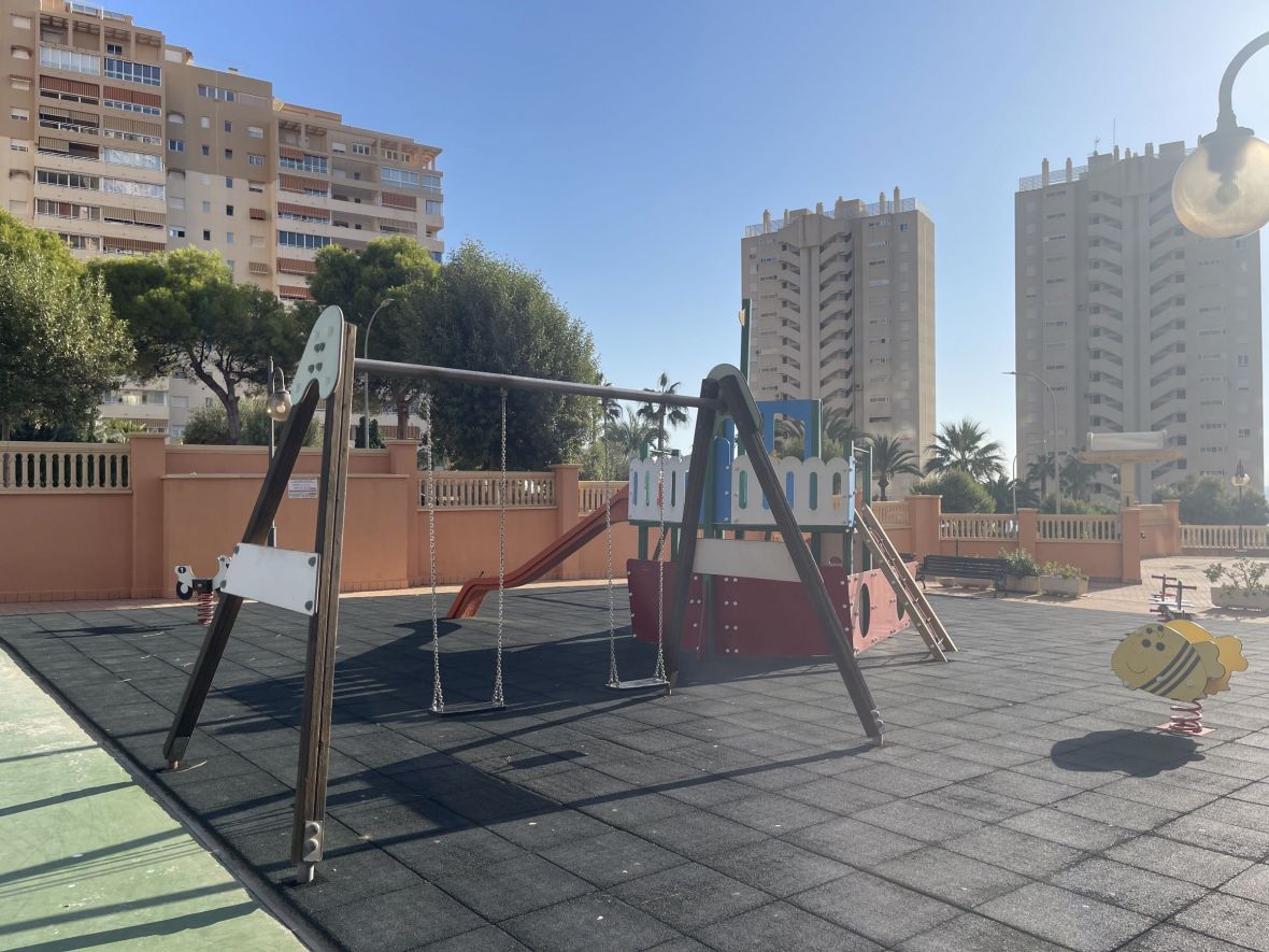 4 Bed, 4 Bath, ApartmentFor Sale, El Campello, Alicante