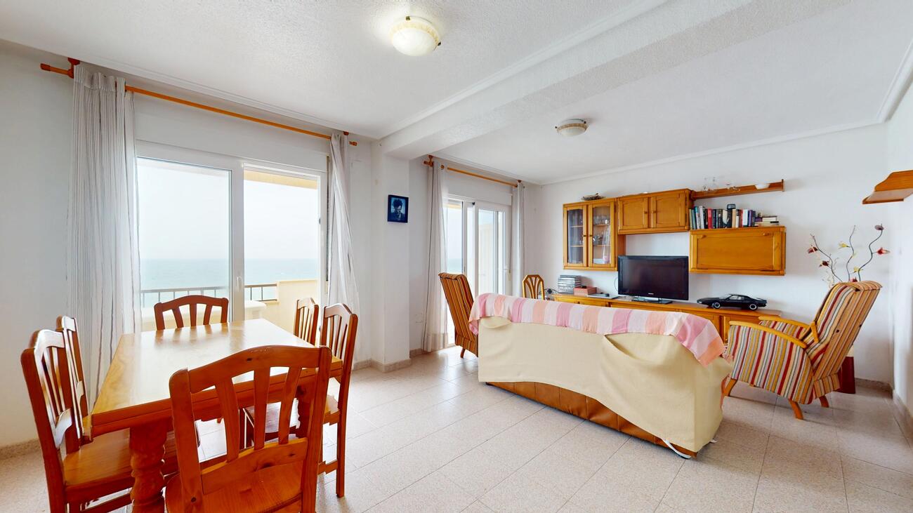 2 Bed, 1 Bath, ApartmentFor Sale, Mil Palmeras, Alicante