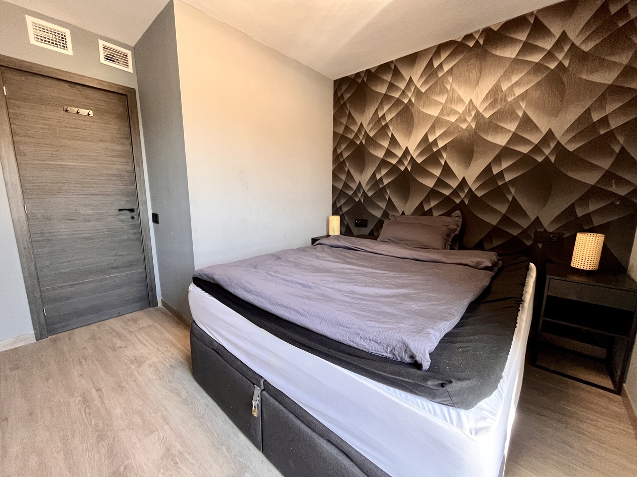 4 Bed, 2 Bath, ApartmentFor Sale, Almoradi, Alicante