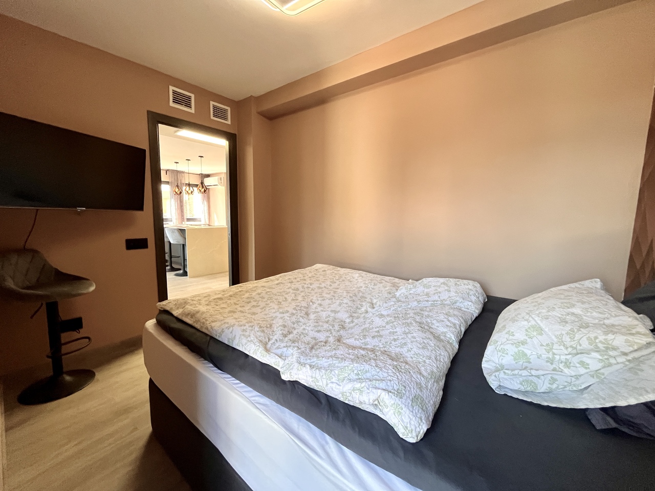 4 Bed, 2 Bath, ApartmentFor Sale, Almoradi, Alicante