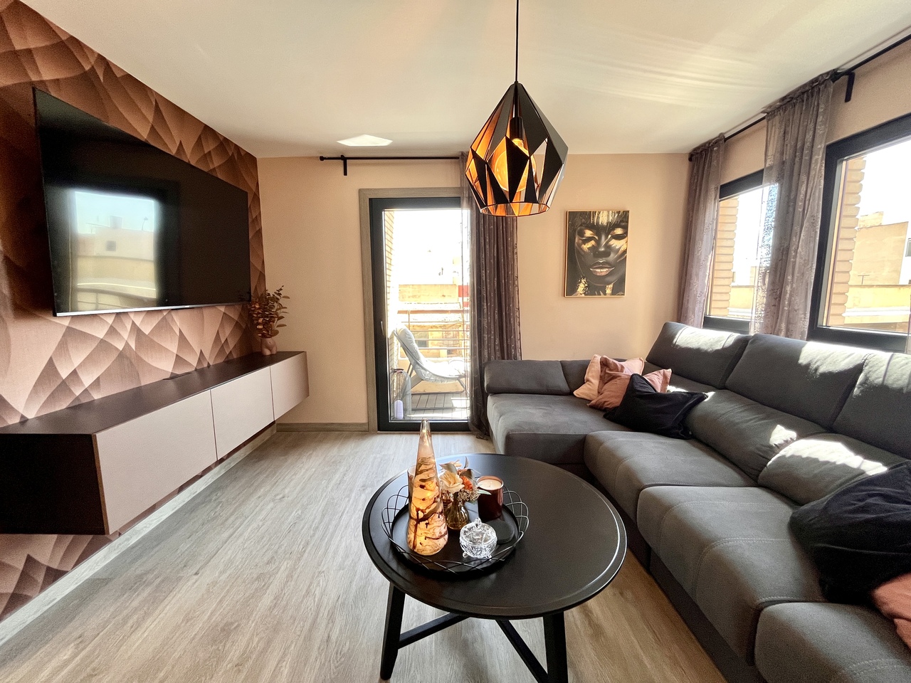 4 Bed, 2 Bath, ApartmentFor Sale, Almoradi, Alicante