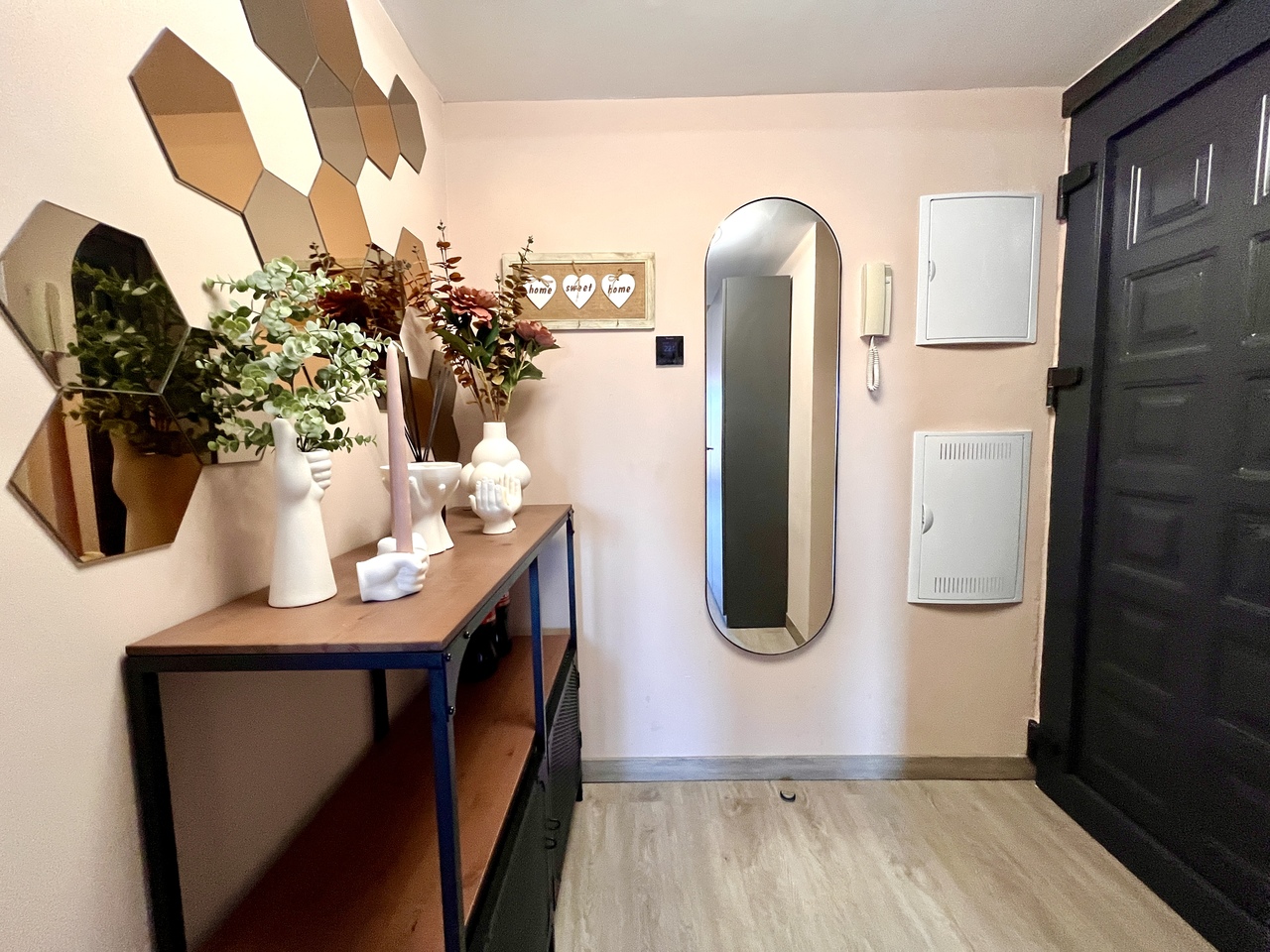 4 Bed, 2 Bath, ApartmentFor Sale, Almoradi, Alicante