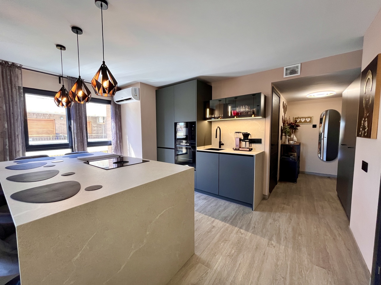 4 Bed, 2 Bath, ApartmentFor Sale, Almoradi, Alicante