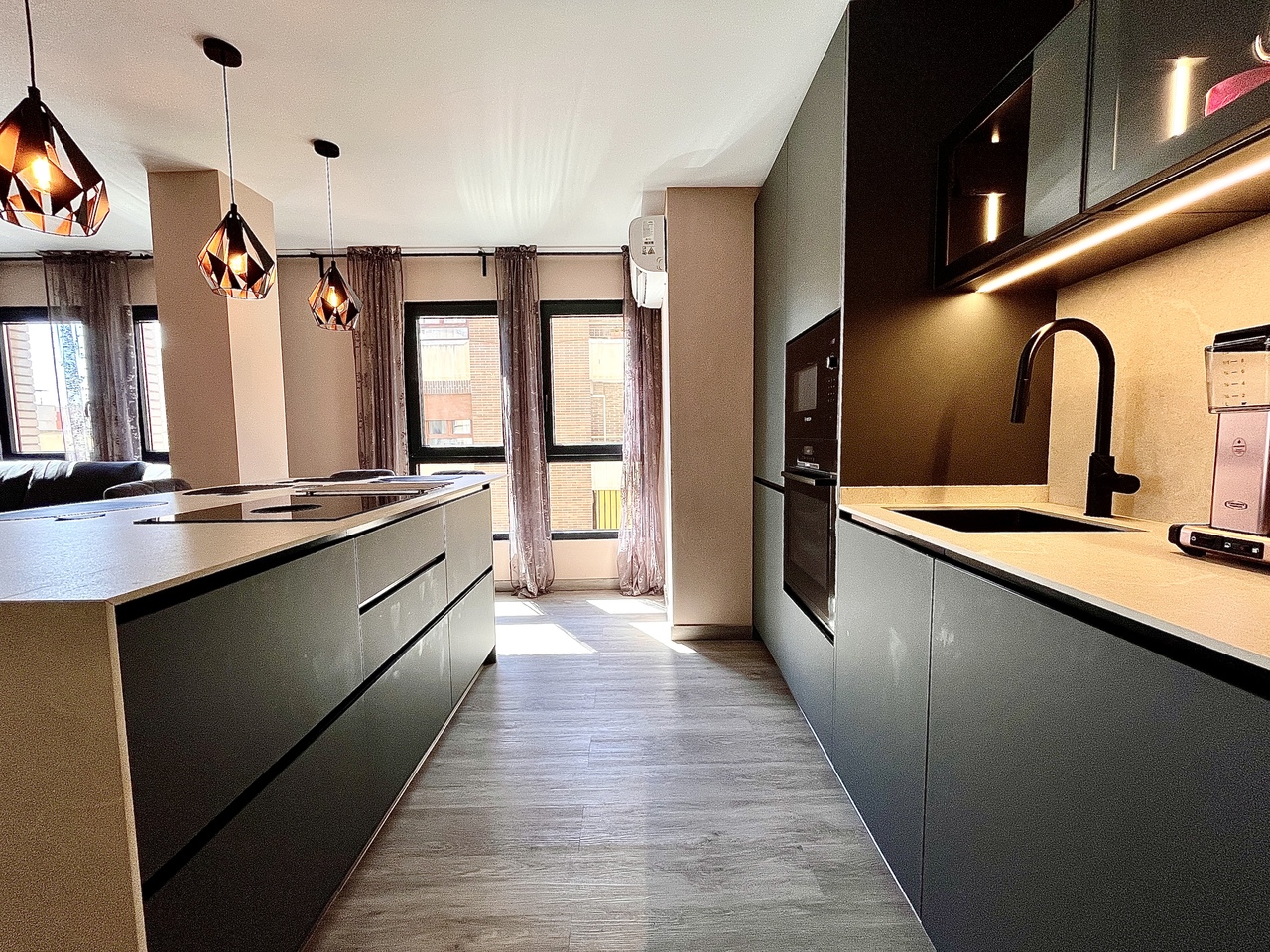 4 Bed, 2 Bath, ApartmentFor Sale, Almoradi, Alicante