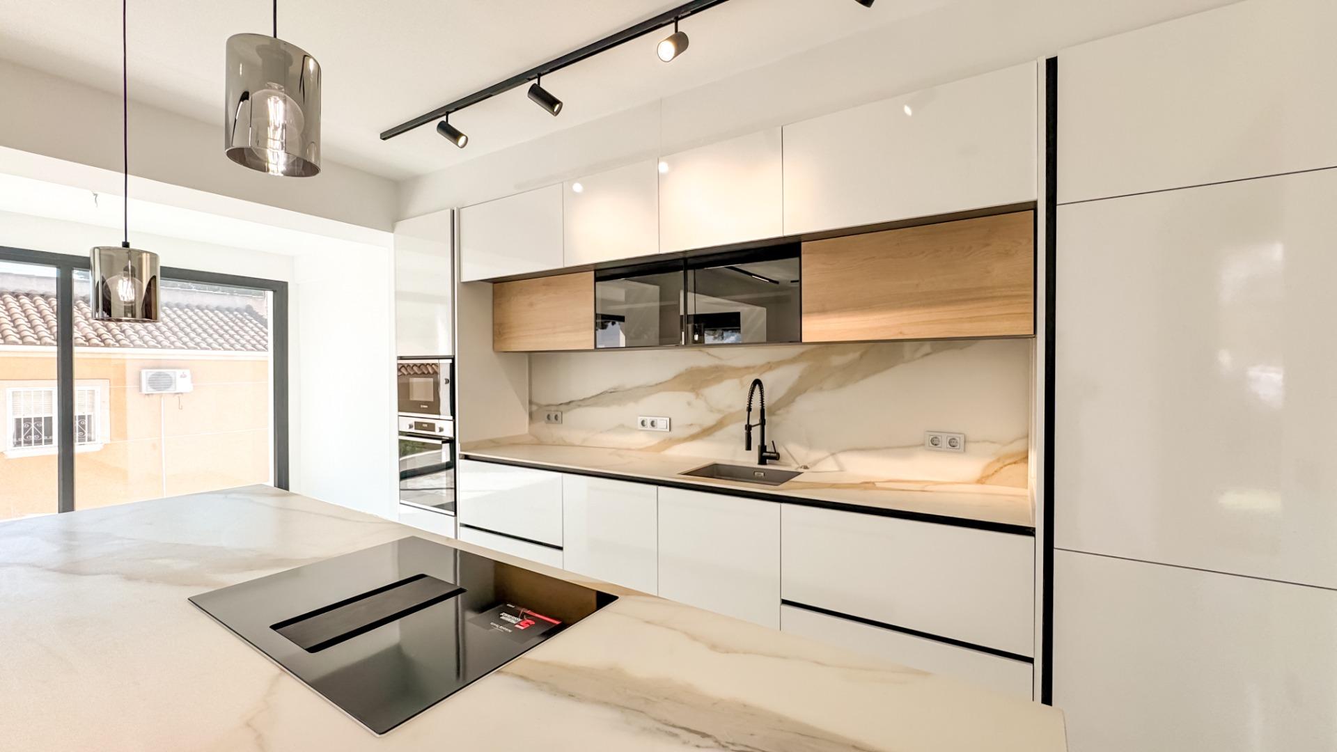 4 Bed, 4 Bath, HouseFor Sale, Torrevieja, Alicante