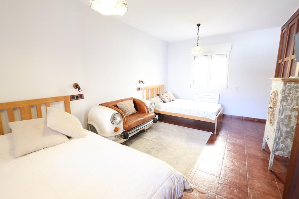 4 Bed, 3 Bath, HouseFor Sale, Orihuela Costa, Alicante