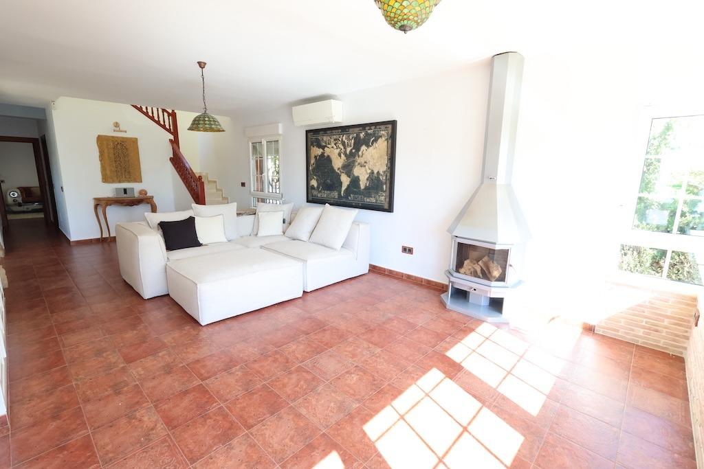 4 Bed, 3 Bath, HouseFor Sale, Orihuela Costa, Alicante