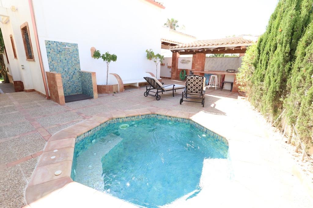 4 Bed, 3 Bath, HouseFor Sale, Orihuela Costa, Alicante