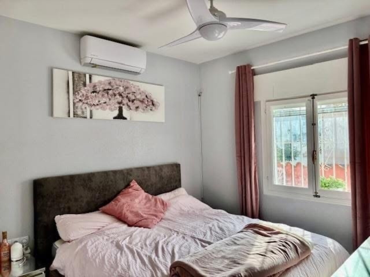 5 Bed, 2 Bath, HouseFor Sale, Playa Flamenca, Alicante