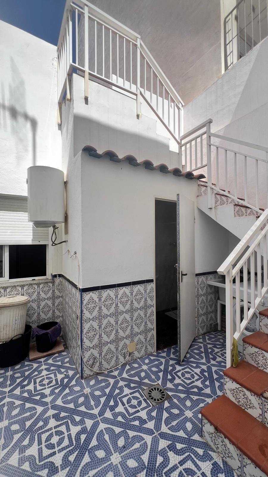 4 Bed, 2 Bath, HouseFor Sale, Torrevieja, Alicante