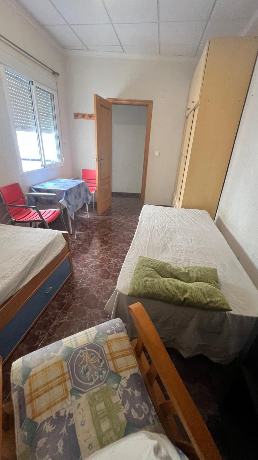 4 Bed, 2 Bath, HouseFor Sale, Torrevieja, Alicante