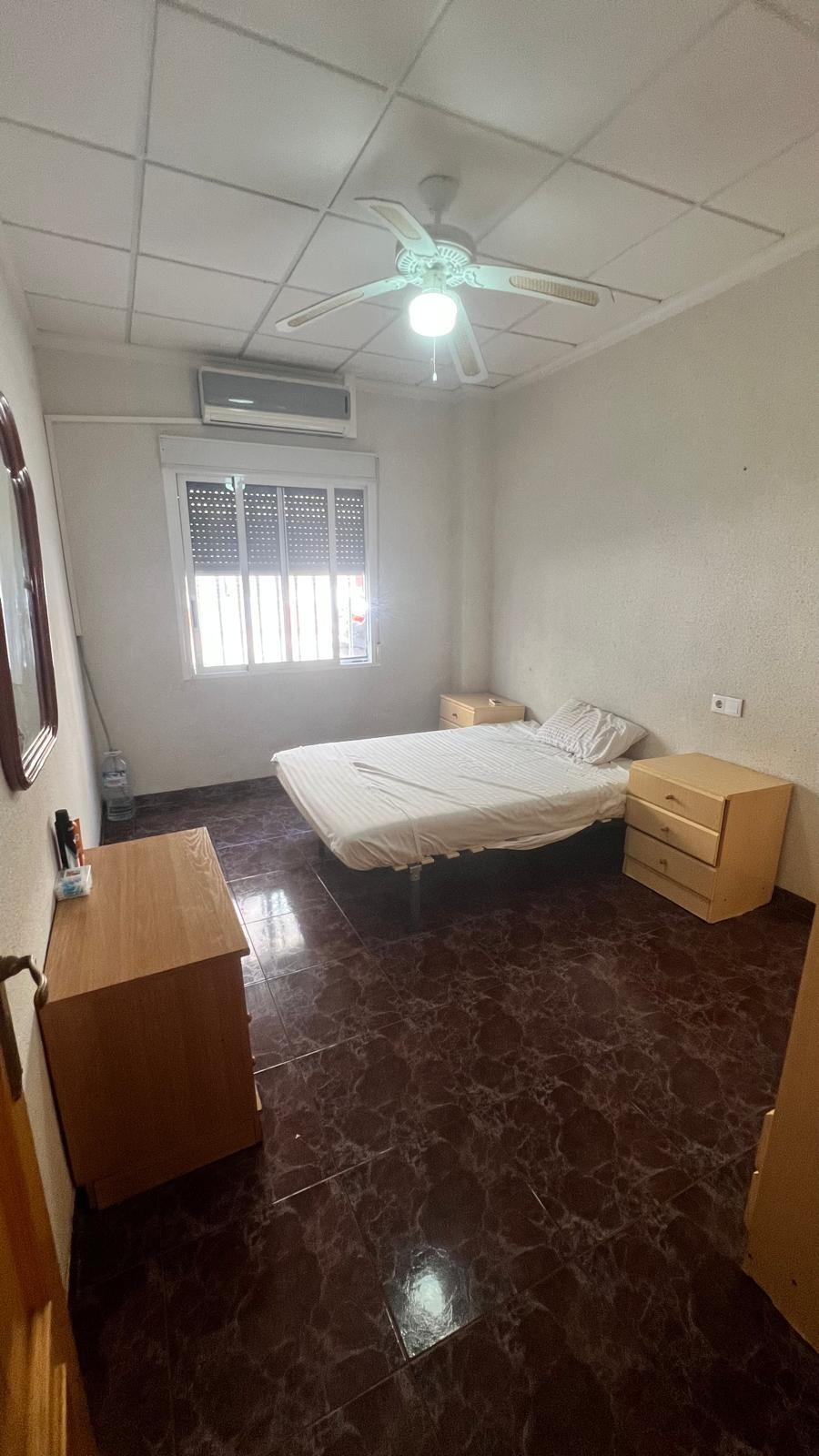 4 Bed, 2 Bath, HouseFor Sale, Torrevieja, Alicante