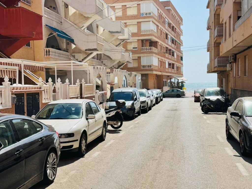 1 Bed, 1 Bath, ApartmentFor Sale, La Mata, Alicante