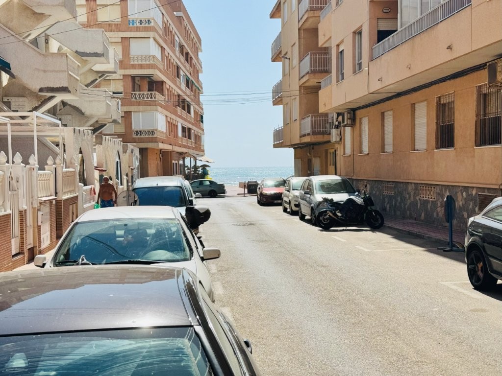 1 Bed, 1 Bath, ApartmentFor Sale, La Mata, Alicante