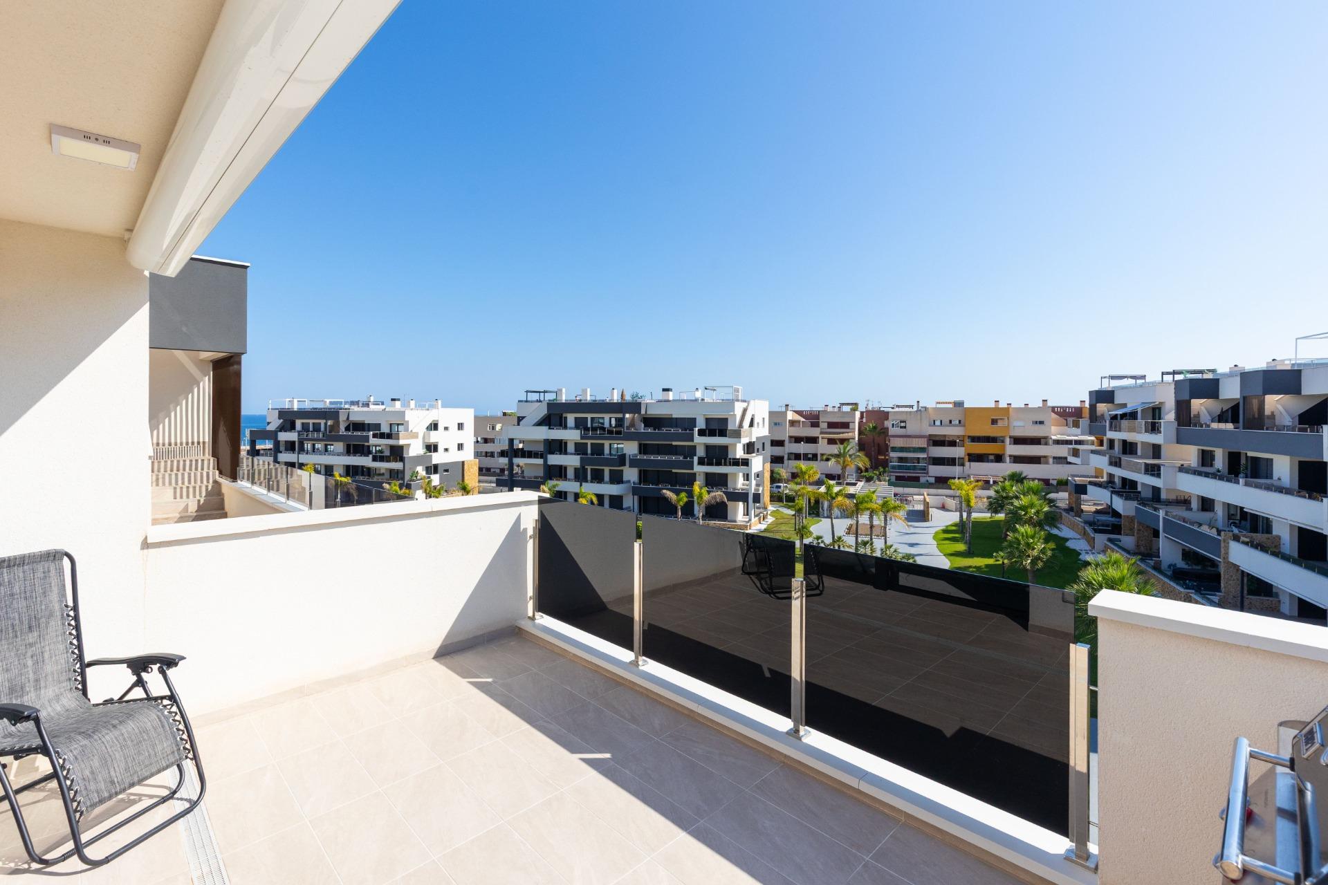 2 Bed, 2 Bath, ApartmentFor Sale, Orihuela Costa, Alicante