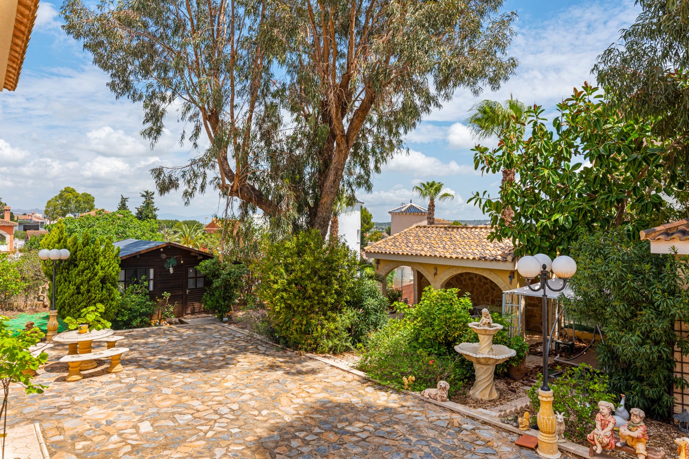 4 Bed, 3 Bath, HouseFor Sale, Jacarilla, Alicante