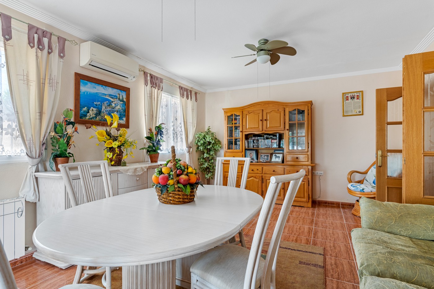 4 Bed, 3 Bath, HouseFor Sale, Jacarilla, Alicante