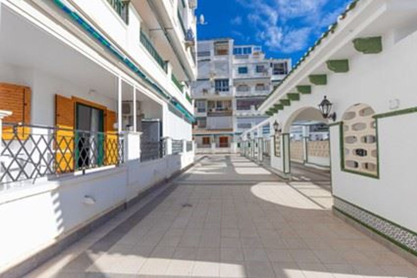 1 Bed, 1 Bath, ApartmentFor Sale, Torrevieja, Alicante