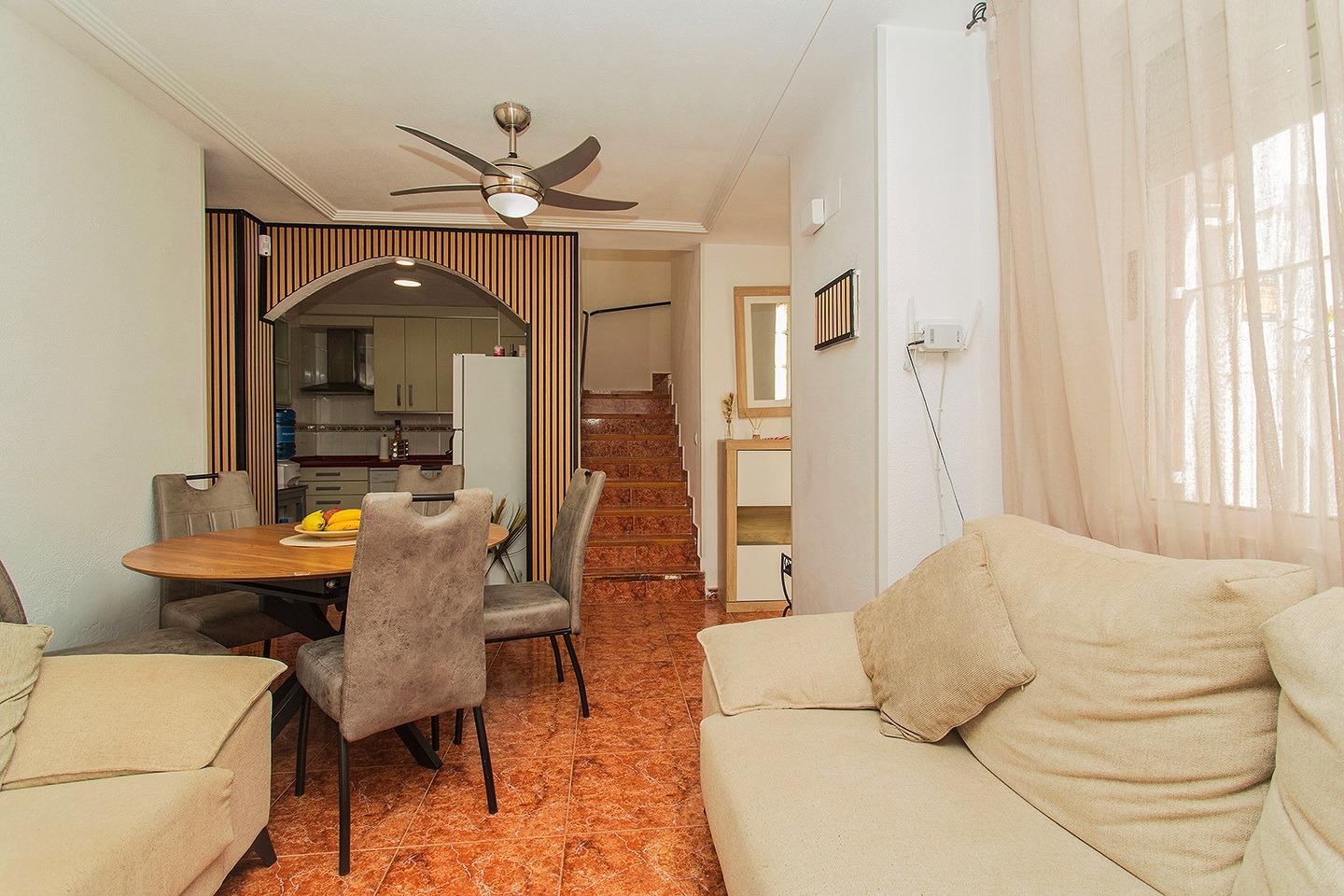 4 Bed, 2 Bath, HouseFor Sale, Orihuela, Alicante