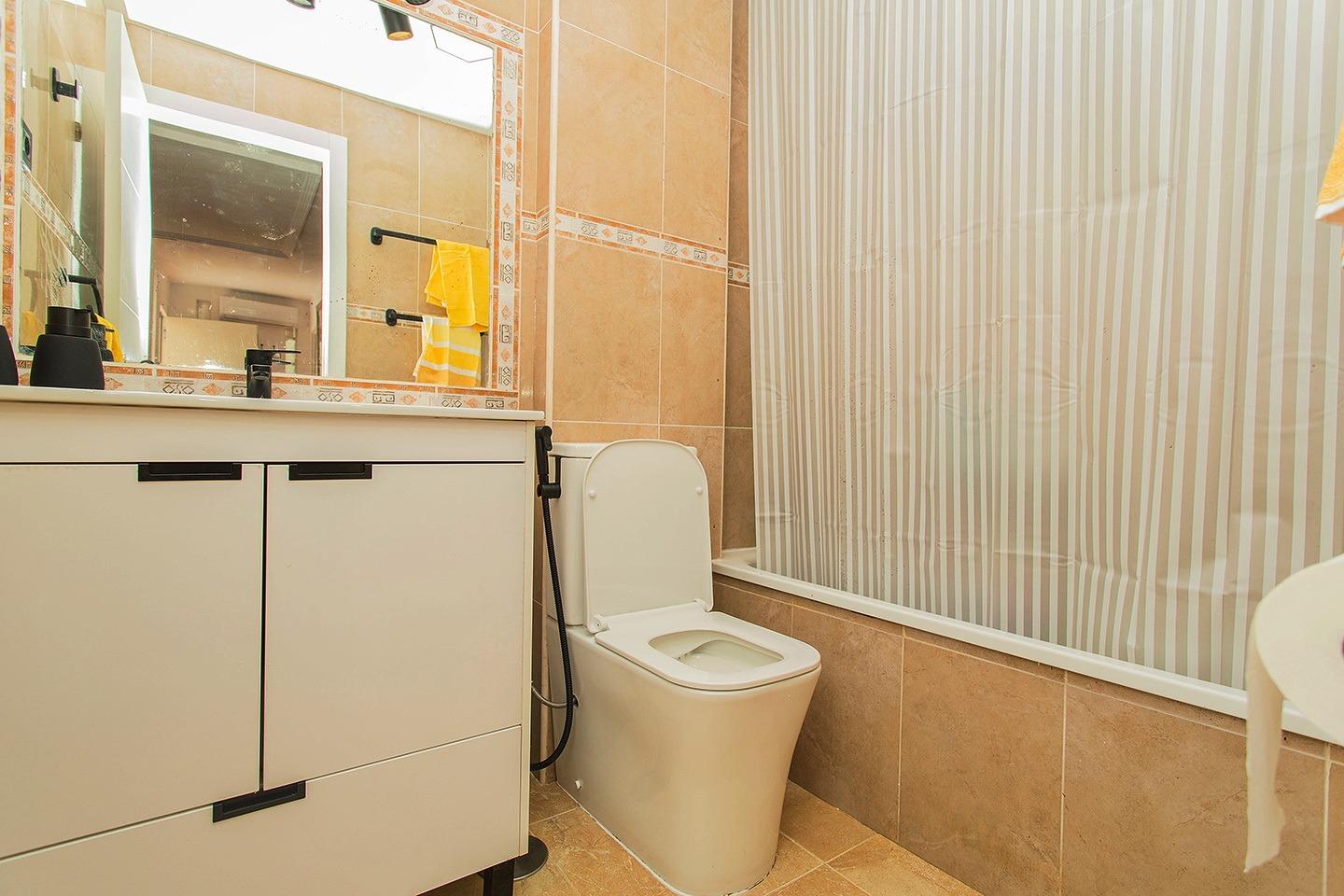 4 Bed, 2 Bath, HouseFor Sale, Orihuela, Alicante