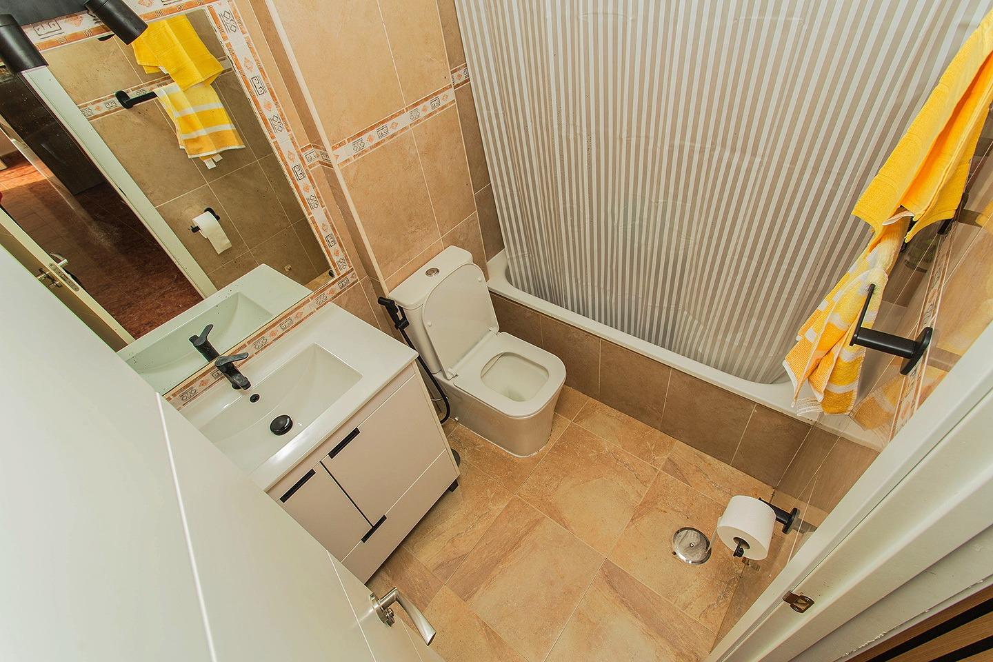 4 Bed, 2 Bath, HouseFor Sale, Orihuela, Alicante