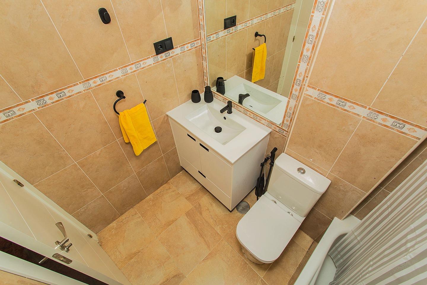 4 Bed, 2 Bath, HouseFor Sale, Orihuela, Alicante