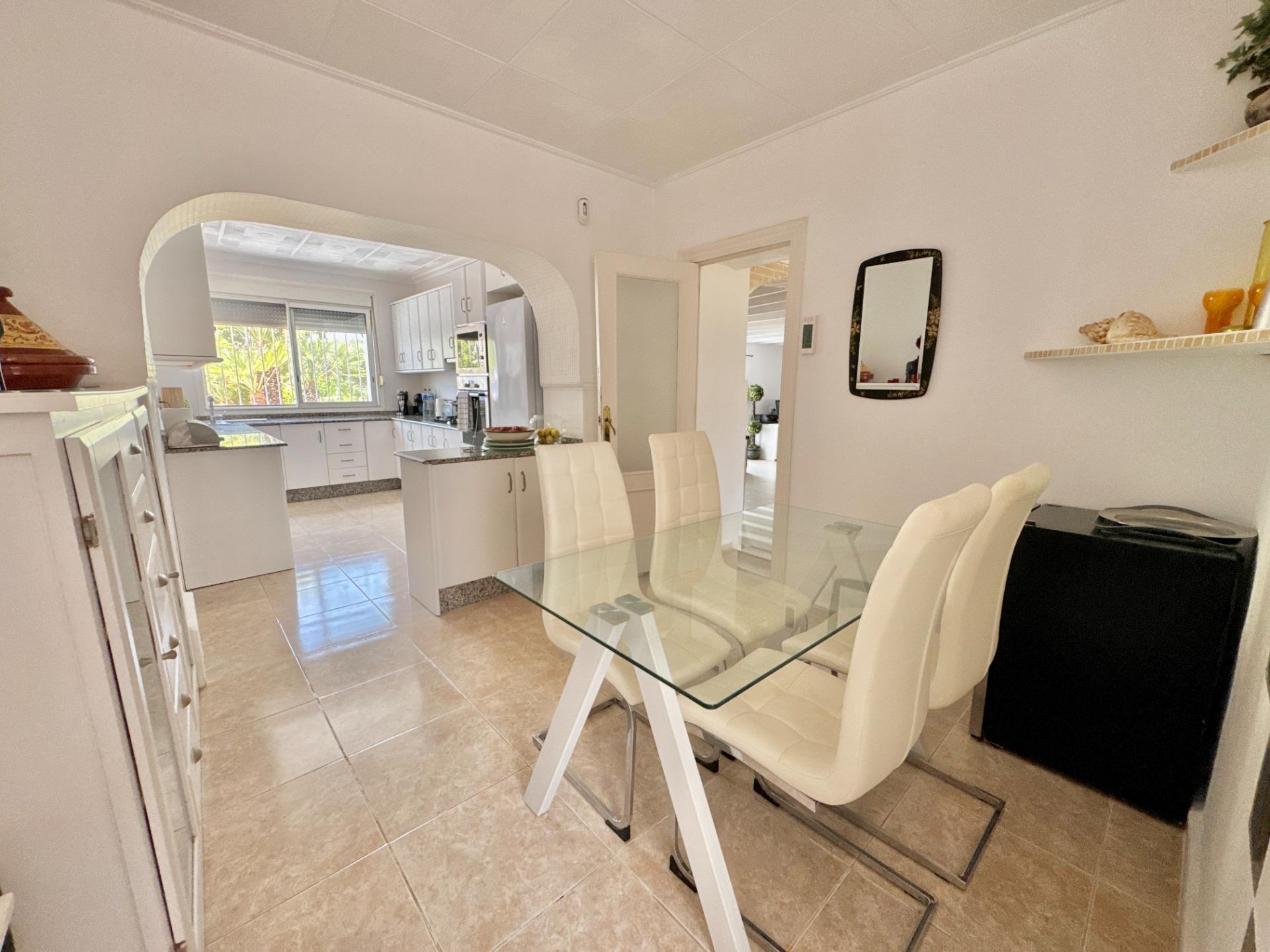 7 Bed, 5 Bath, HouseFor Sale, Dolores, Alicante