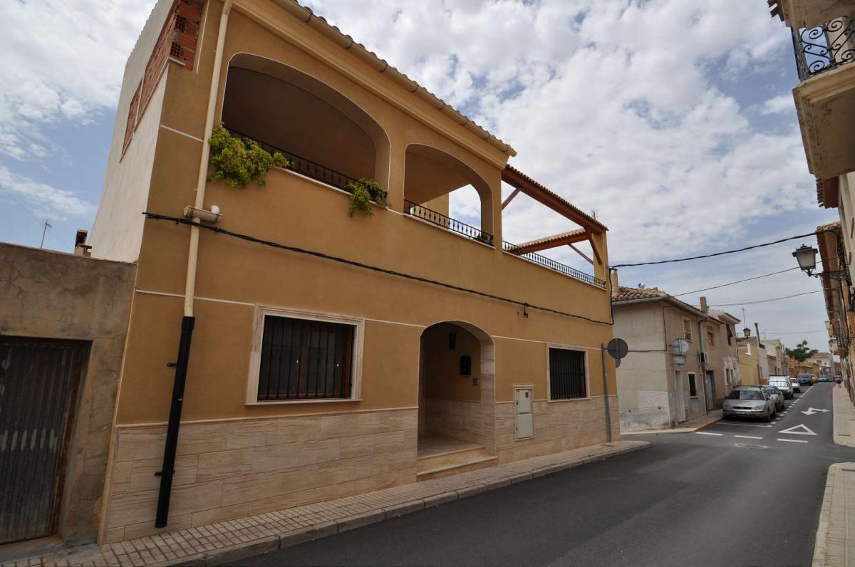 7 Bed, 4 Bath, HouseFor Sale, Pinoso, Alicante
