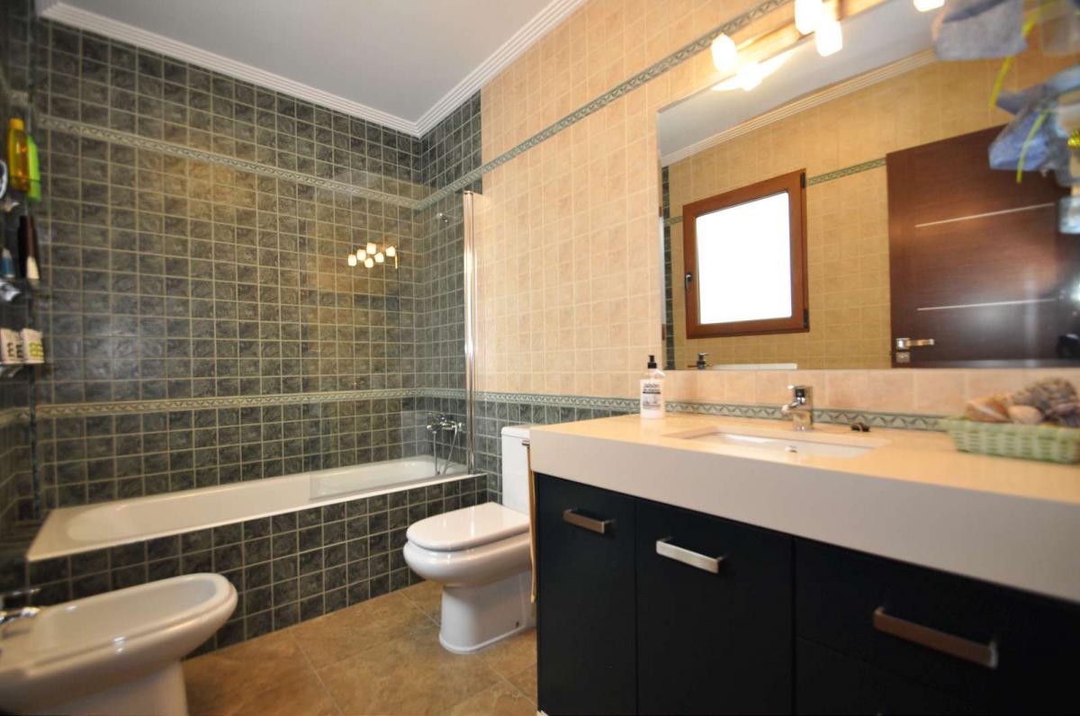 7 Bed, 4 Bath, HouseFor Sale, Pinoso, Alicante