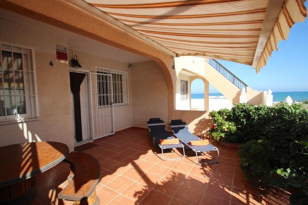 3 Bed, 1 Bath, HouseFor Sale, Torrevieja, Alicante