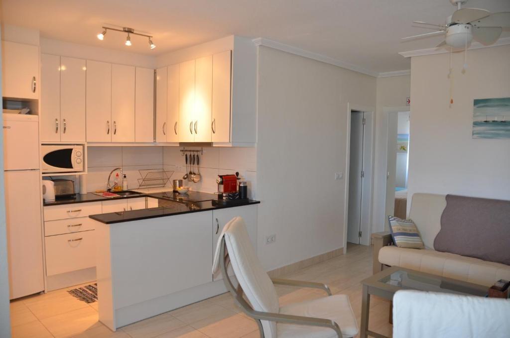 3 Bed, 1 Bath, HouseFor Sale, Torrevieja, Alicante