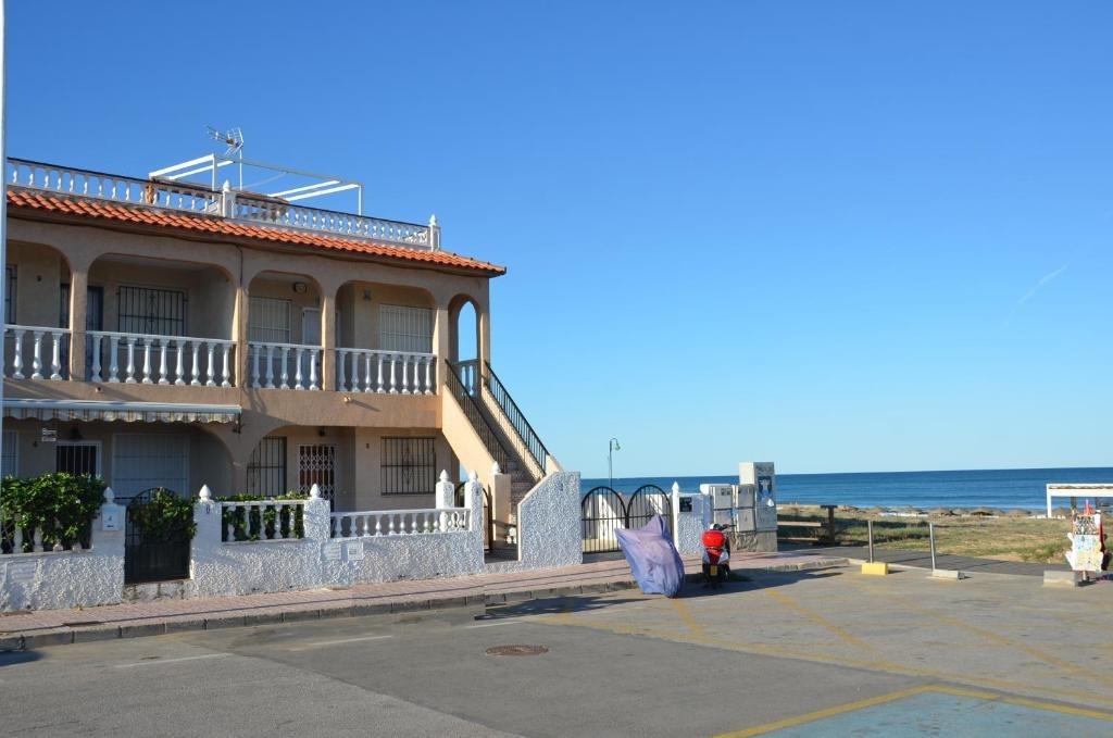 3 Bed, 1 Bath, HouseFor Sale, Torrevieja, Alicante