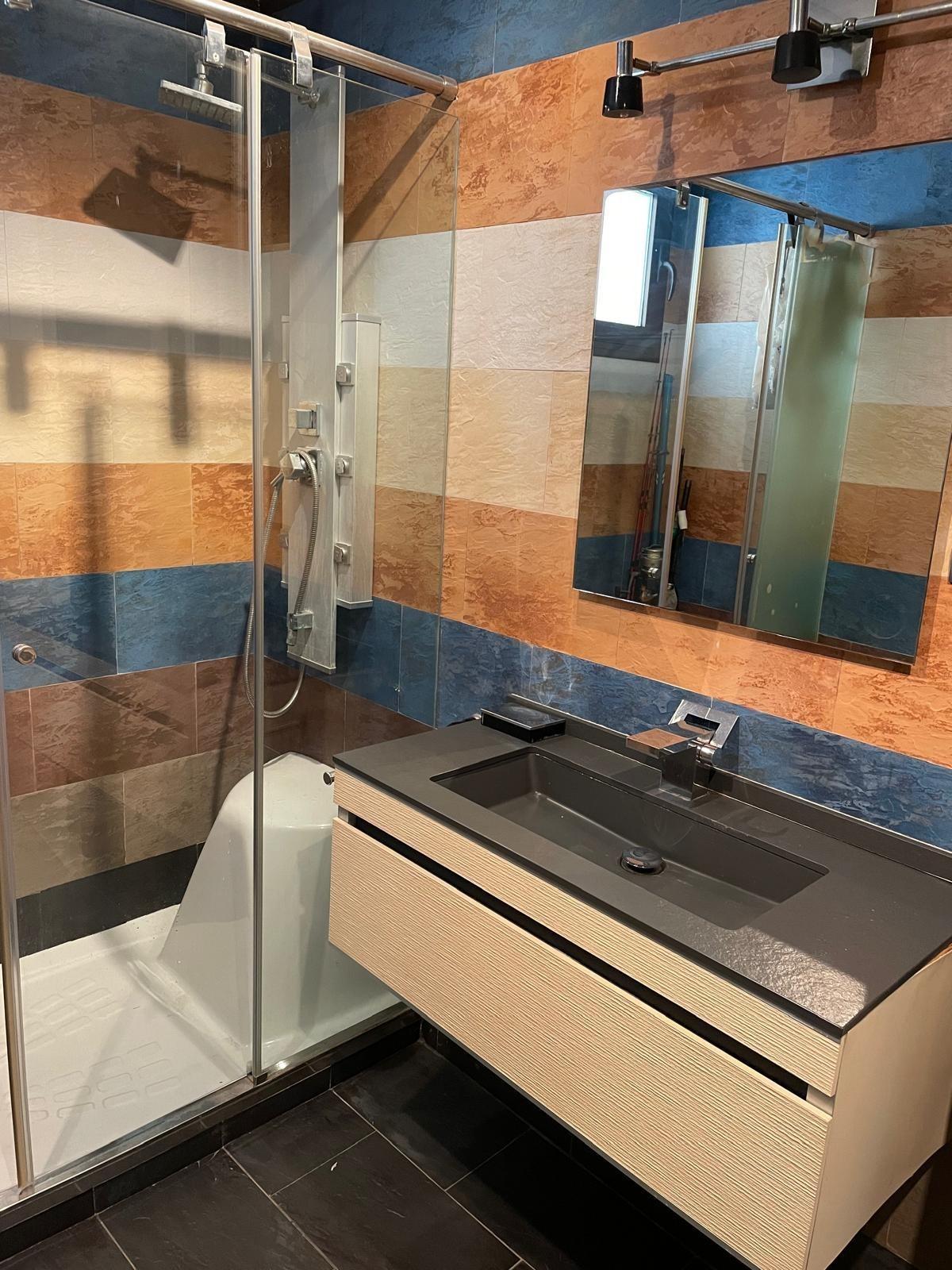 4 Bed, 3 Bath, ApartmentFor Sale, Torrevieja, Alicante