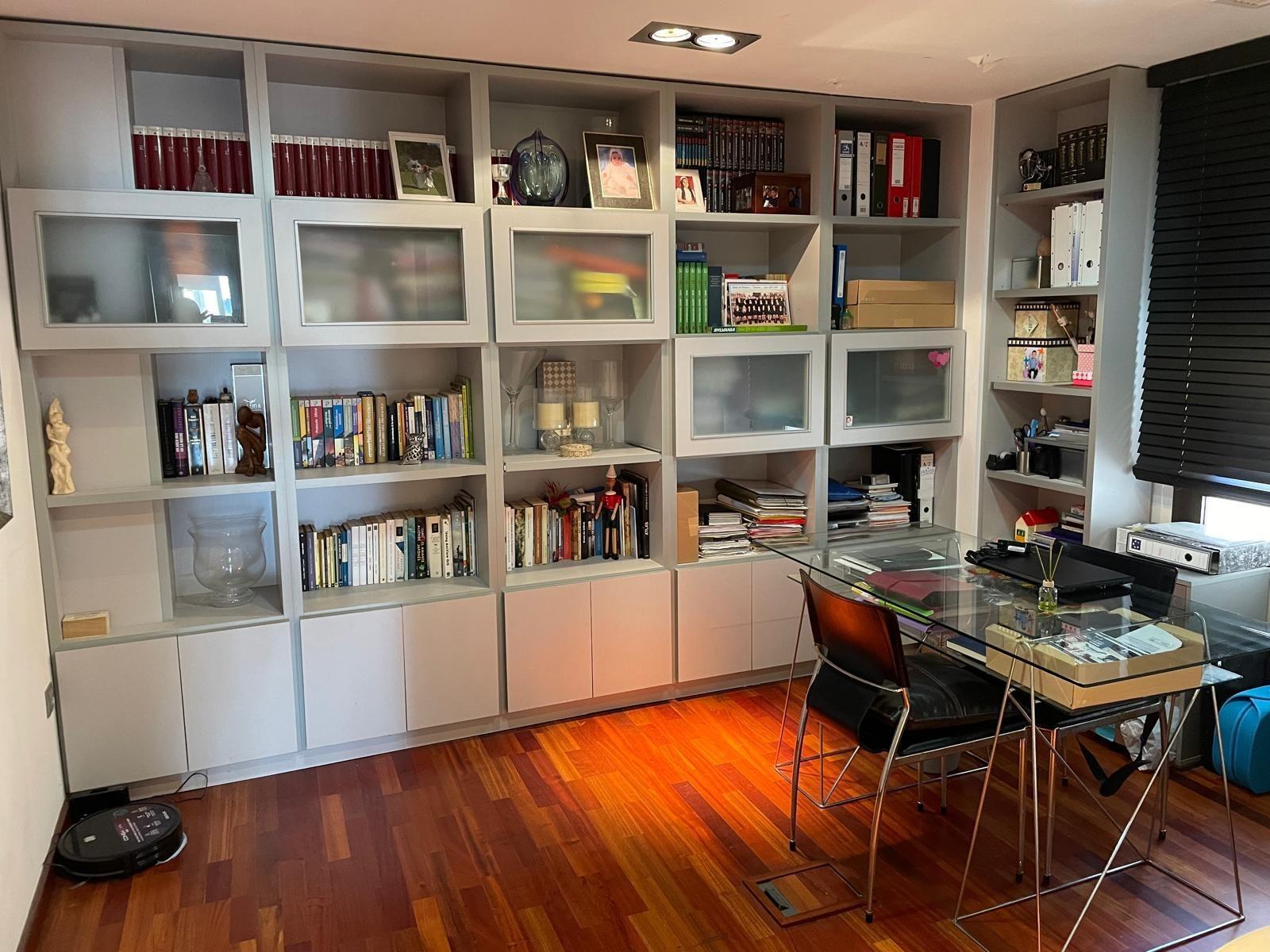 4 Bed, 3 Bath, ApartmentFor Sale, Torrevieja, Alicante