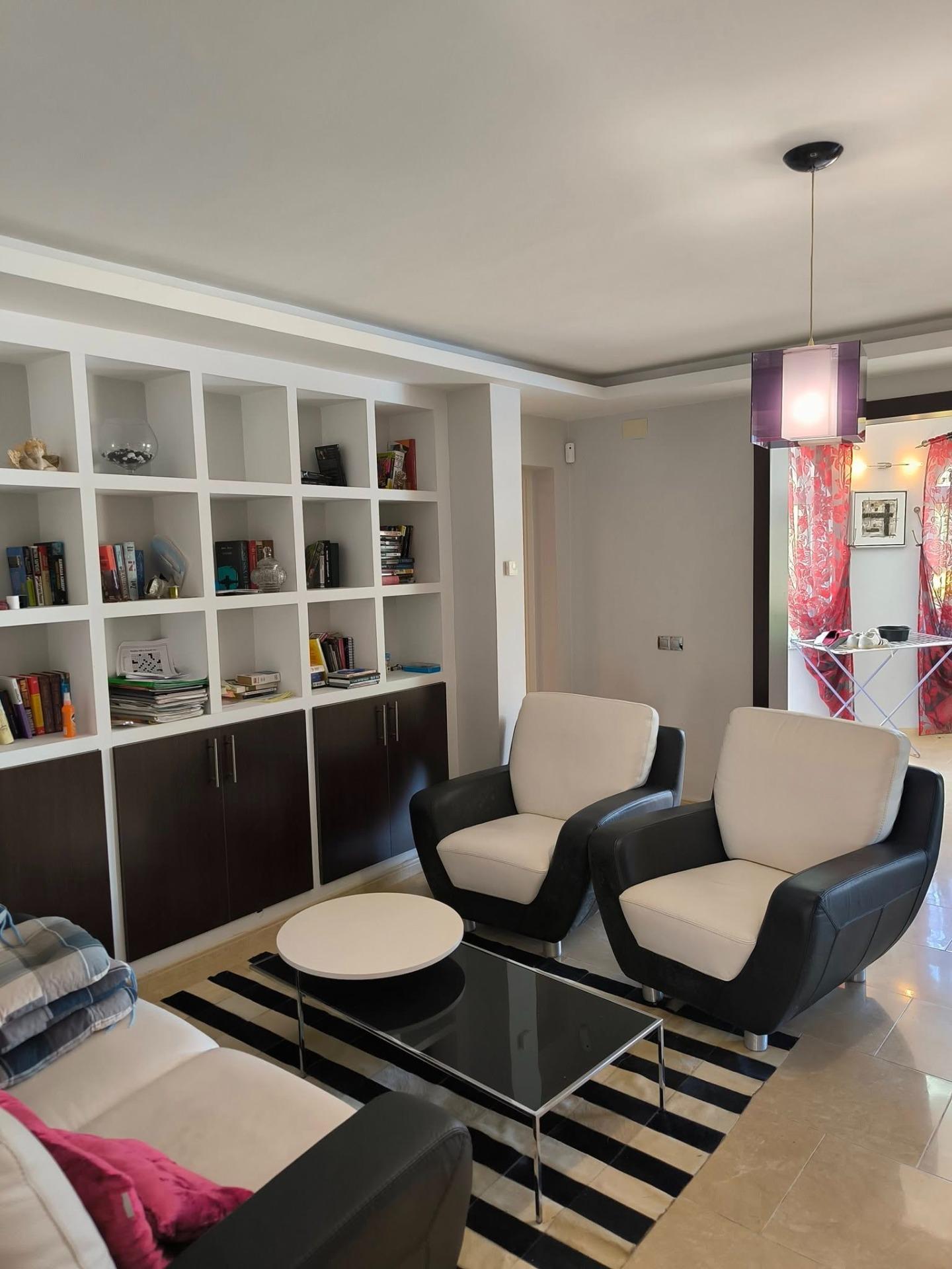 5 Bed, 2 Bath, HouseFor Sale, Torrevieja, Alicante