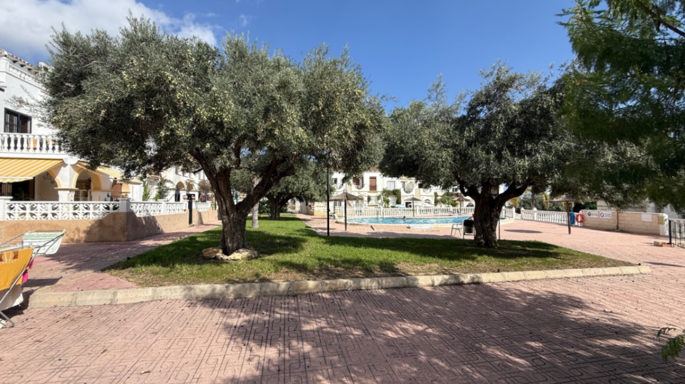 2 Bed, 1 Bath, ApartmentFor Sale, San Miguel de Salinas, Alicante