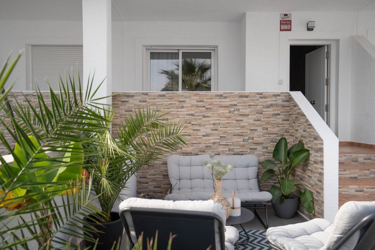 3 Bed, 2 Bath, ApartmentFor Sale, Los Balcones, Alicante