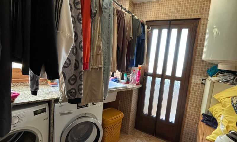 8 Bed, 4 Bath, HouseFor Sale, Redovan, Alicante