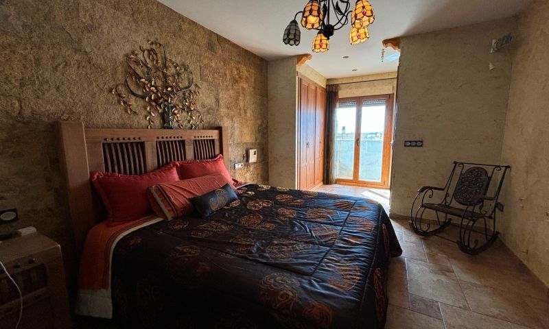 8 Bed, 4 Bath, HouseFor Sale, Redovan, Alicante