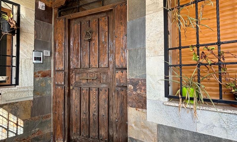 8 Bed, 4 Bath, HouseFor Sale, Redovan, Alicante