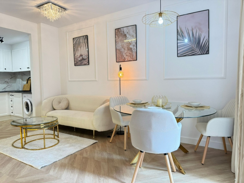 2 Bed, 1 Bath, ApartmentFor Sale, Torrevieja, Alicante