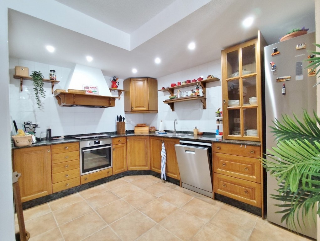 4 Bed, 3 Bath, HouseFor Sale, San Miguel de Salinas, Alicante