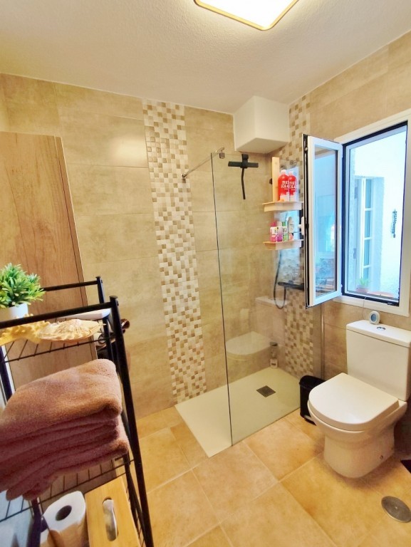 4 Bed, 3 Bath, HouseFor Sale, San Miguel de Salinas, Alicante