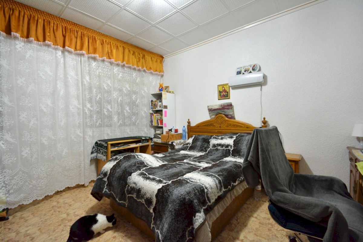 4 Bed, 2 Bath, HouseFor Sale, Guardamar Del Segura, Alicante