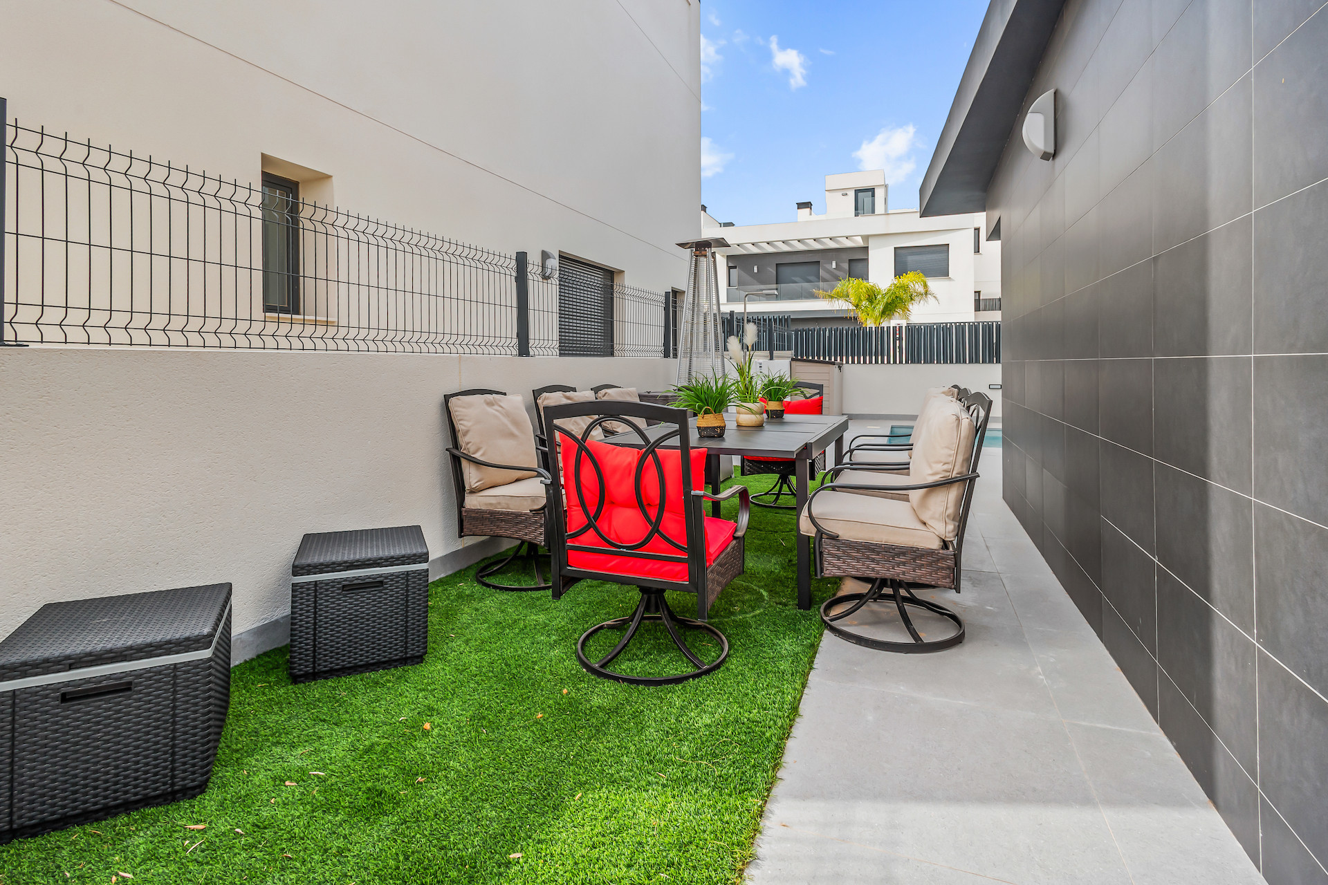 4 Bed, 3 Bath, HouseFor Sale, Algorfa, Alicante