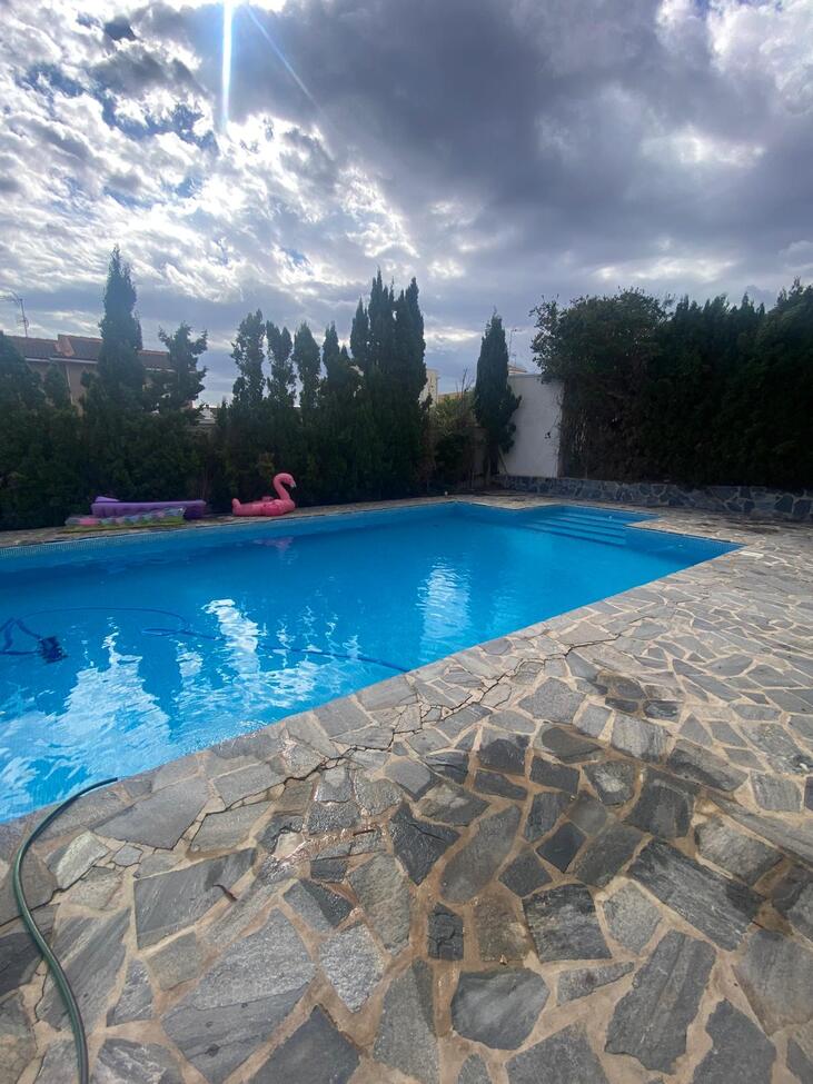 5 Bed, 2 Bath, HouseFor Sale, Los Balcones, Alicante