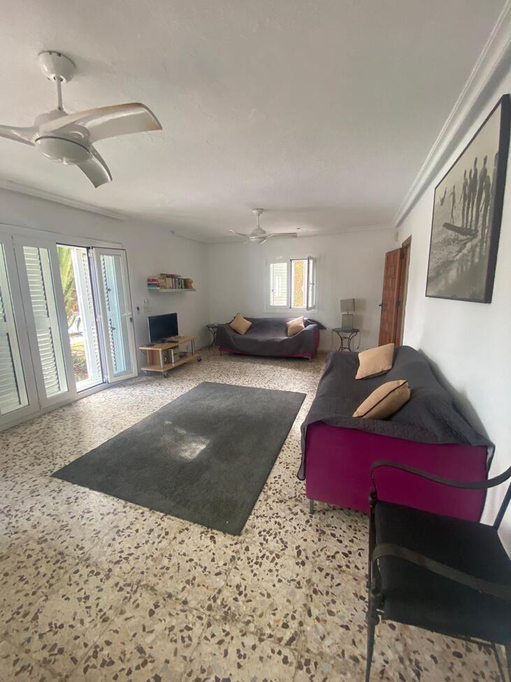 5 Bed, 2 Bath, HouseFor Sale, Los Balcones, Alicante